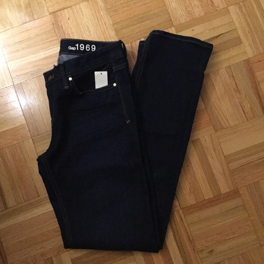 Women’s Gap denim